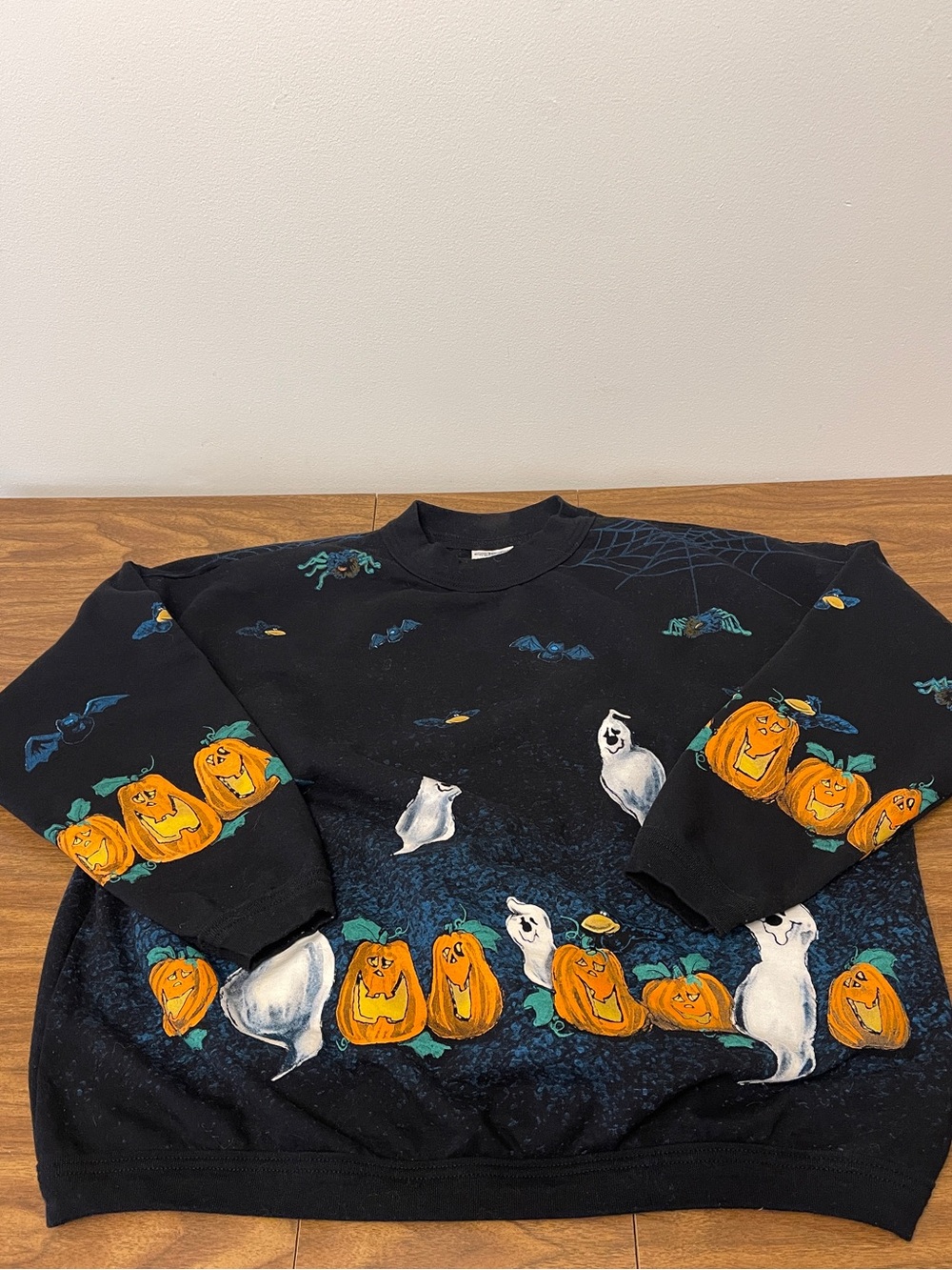 Vintage 1980s USA Artisans Halloween Graphic Sweatshirt